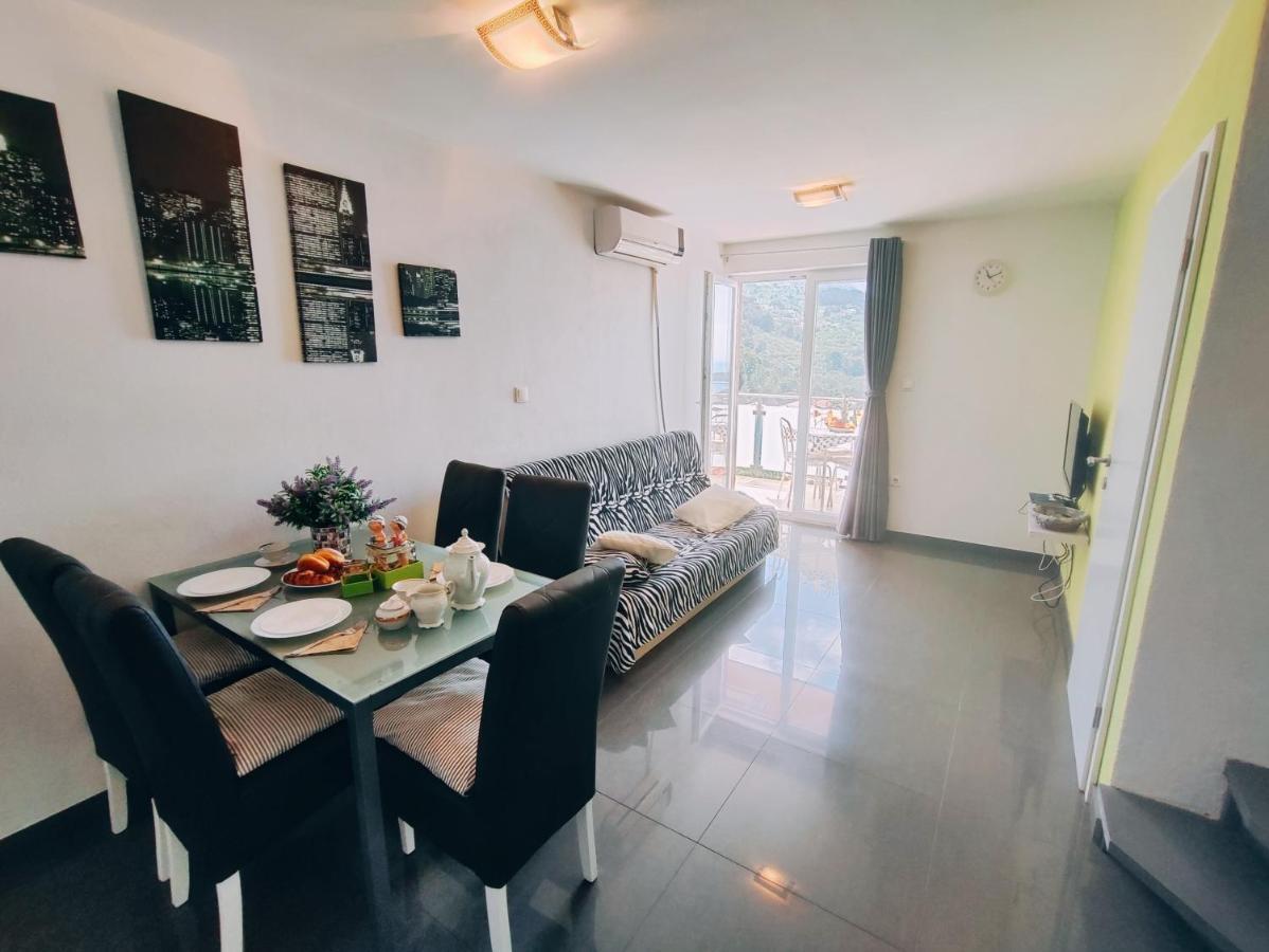 Apartmani Nada Mustapic Brela Exterior foto