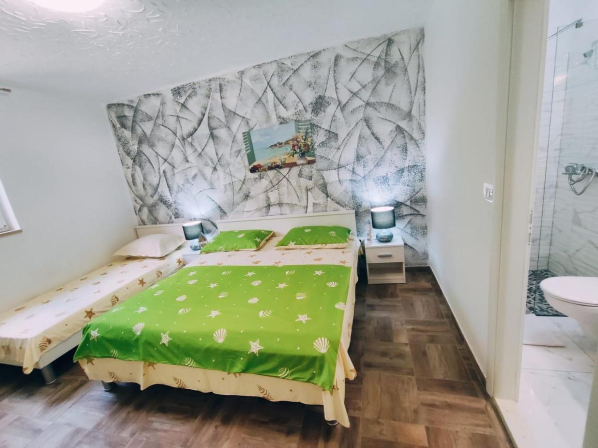 Apartmani Nada Mustapic Brela Exterior foto