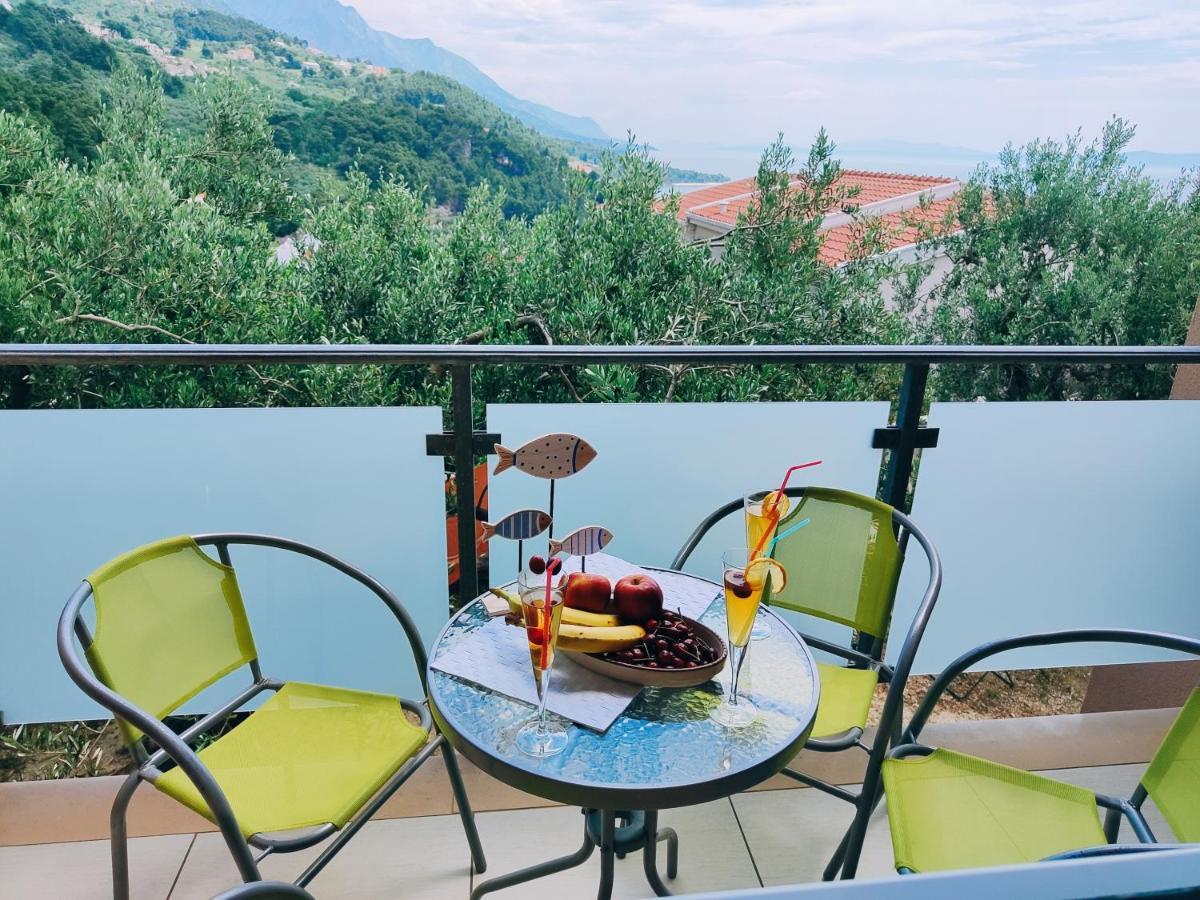 Apartmani Nada Mustapic Brela Exterior foto